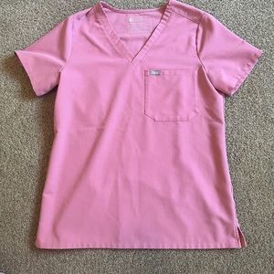 Figs scrub set chalk pink small top small tall bottoms